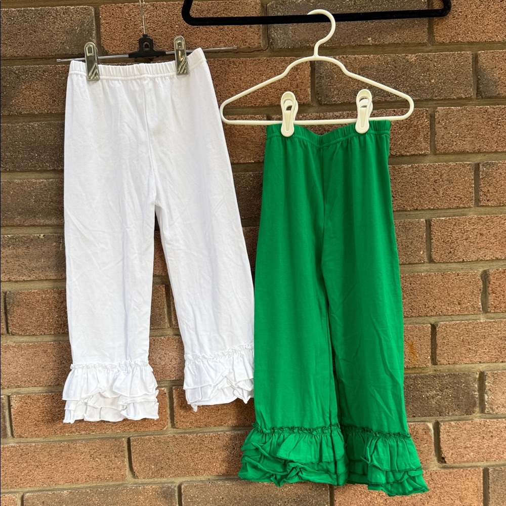 Green and White Ruffle Hem Kids Pants Size 5-6T